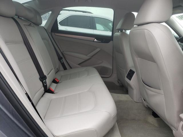 1VWBH7A38EC015755 Volkswagen PASSAT SE