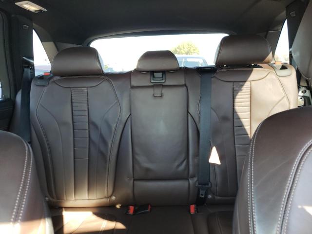 5UXKT0C5XJ0W02444 BMW X5 Xdr40e