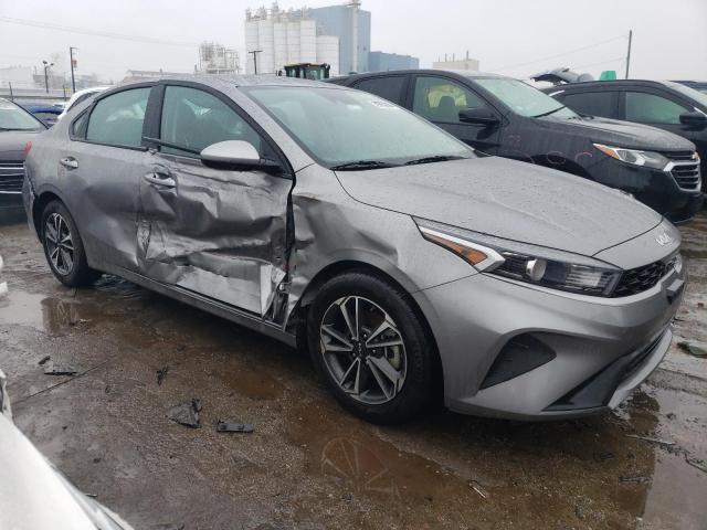 3KPF24ADXPE685963 KIA FORTE LX