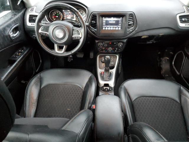 3C4NJDBB8JT434048 Jeep Compass Latitude