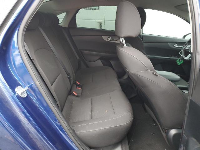 3KPF24AD0KE060903 KIA FORTE FE