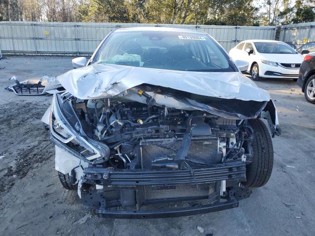 3N1CN8EV7ML883415 Nissan VERSA SV