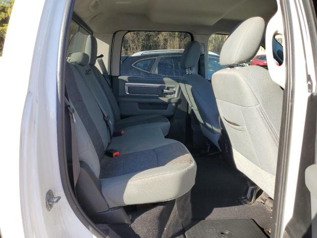 1C6RR7LT1KS578215 RAM 1500 Classic Slt