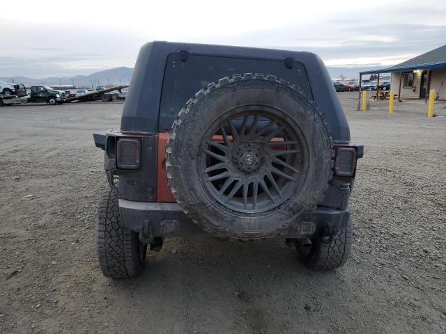 1C4HJWDG2JL920979 Jeep Wrangler Unlimited Sport