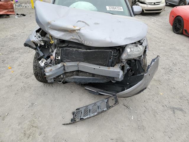 1C4NJDEB8GD617282 Jeep Compass Latitude