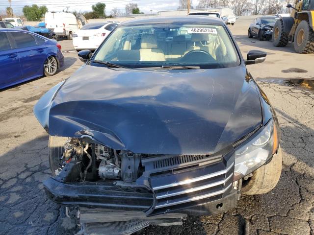 1VWAT7A37FC058009 Volkswagen PASSAT S
