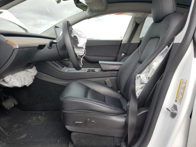 7SAYGAEE1NF377926 Tesla Model Y