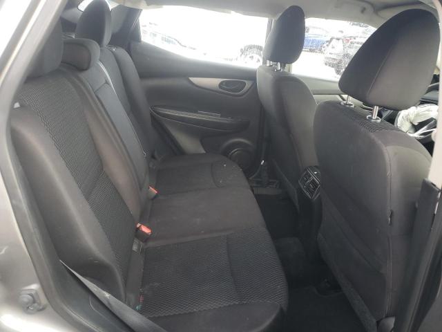 JN1BJ1CP1JW150804 Nissan Rogue Sport S