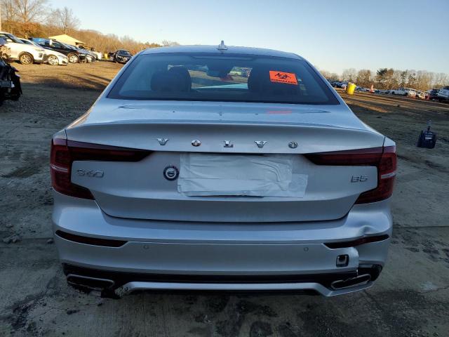 7JRL12FZ6NG161626 Volvo S60 B5 Momentum