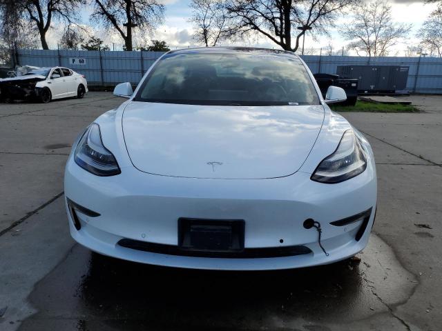 5YJ3E1EB4JF120644 Tesla MODEL 3