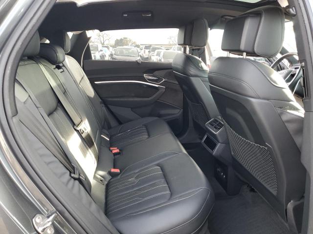 WA1VAAGE4KB006704 Audi E-tron Prestige