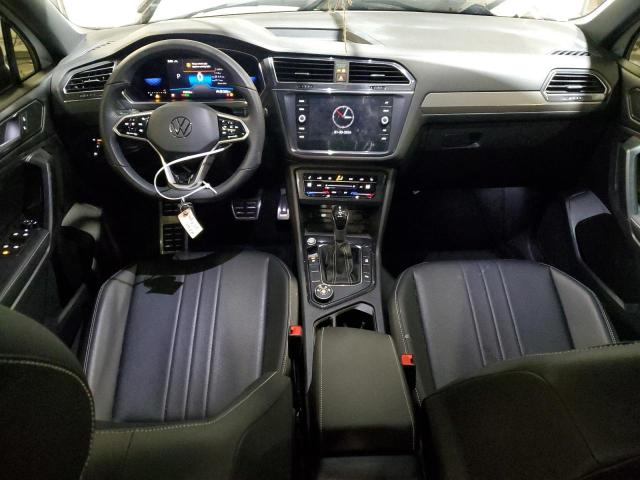 3VV8B7AXXPM010125 Volkswagen Tiguan Se R-line Black