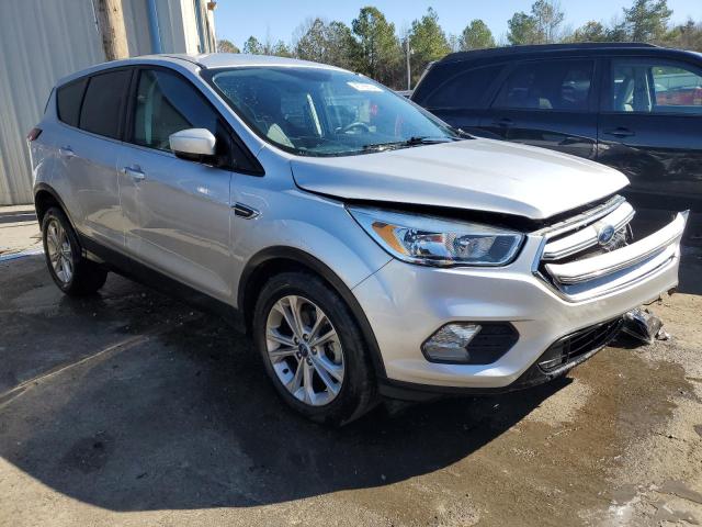 1FMCU0GD3KUA74210 Ford ESCAPE SE