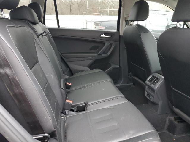 3VV2B7AX0KM037431 Volkswagen TIGUAN SE