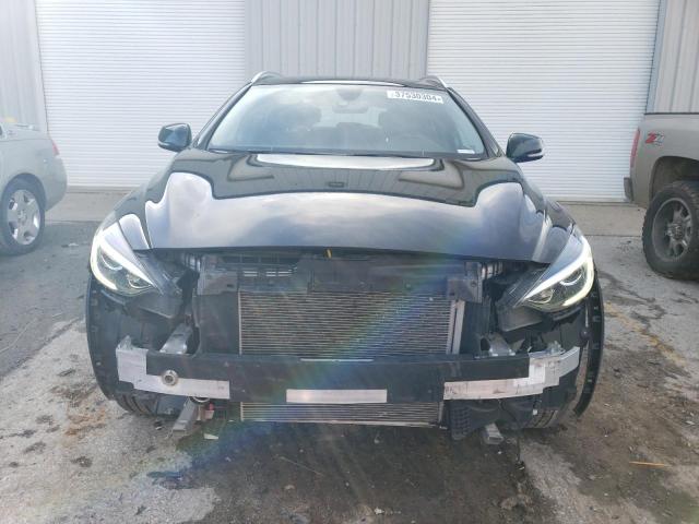 SJKCH5CR5HA035410 Infiniti QX30 BASE