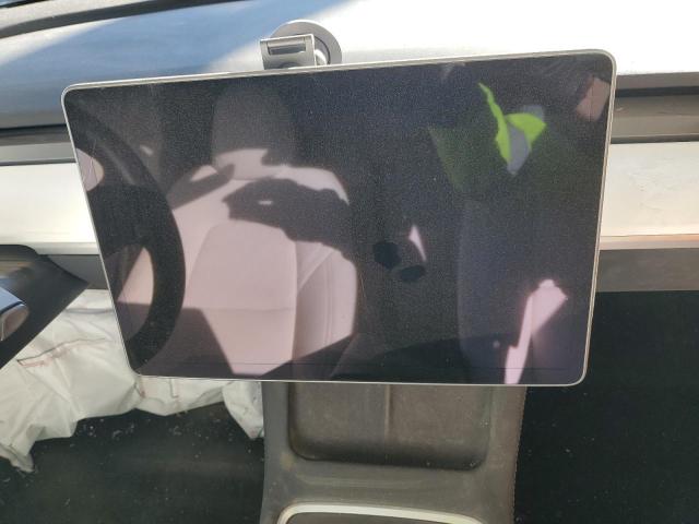 5YJ3E1EA1PF580375 Tesla MODEL 3