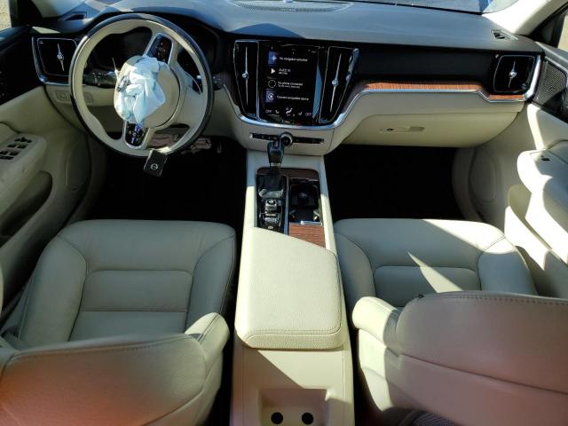 7JR102FK8MG102329 Volvo S60 T5 Momentum