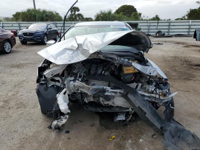 1FADP3F2XHL307487 Ford FOCUS SE