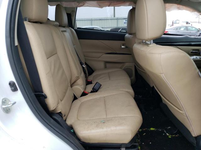 JA4AZ3A39GZ012717 Mitsubishi Outlander Se