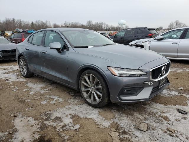 7JRA22TK3MG080934 Volvo S60 T6 Momentum