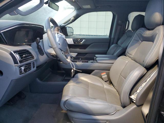 5LMJJ3LT9KEL11014 Lincoln Navigator L Reserve