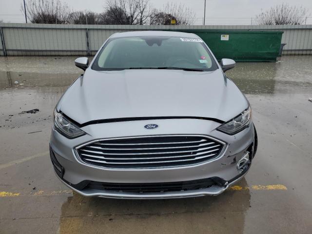 3FA6P0HD3LR187712 Ford FUSION SE