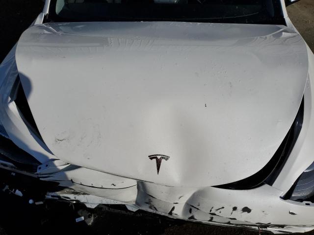 5YJ3E1EB4NF144187 Tesla MODEL 3