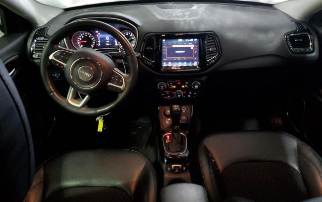 3C4NJDBB1JT251994 Jeep Compass Latitude