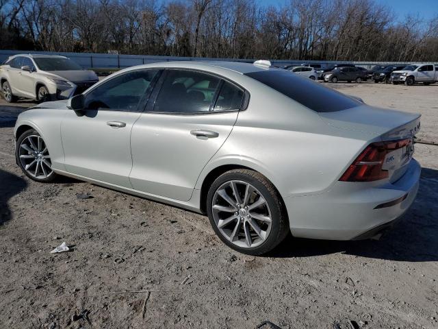 7JR102FK5LG032402 Volvo S60 T5 Momentum