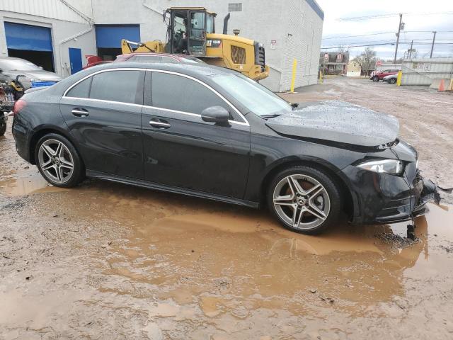 W1K3G4FB4MJ271321 Mercedes-Benz A 220 4matic