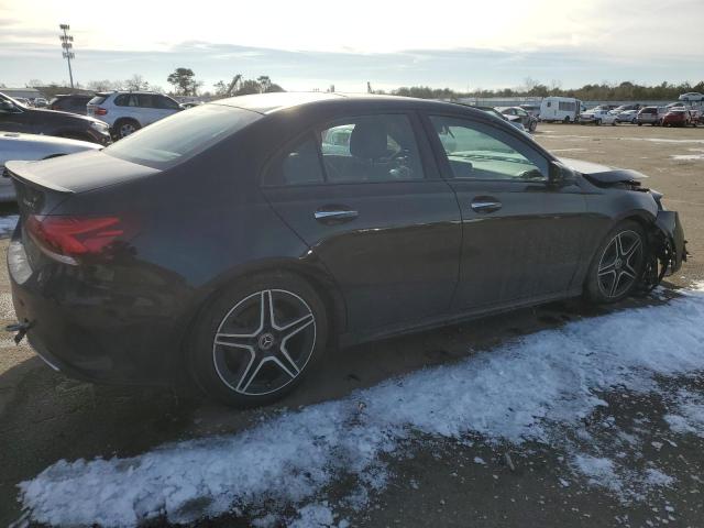 W1K3G4FB2LJ210452 Mercedes-Benz A 220 4matic