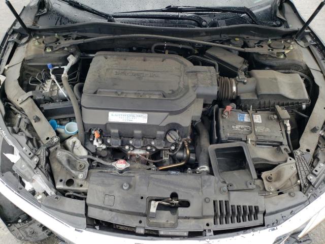 1HGCR3F98HA035760 Honda Accord Touring
