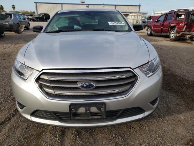 1FAHP2D87JG103151 Ford TAURUS SE