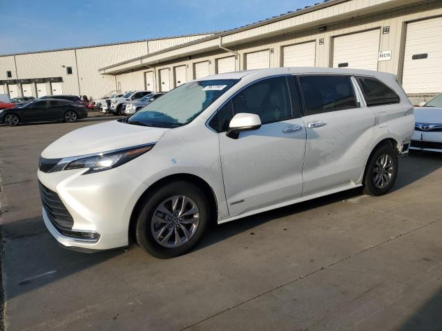 Auction sale of the 2021 Toyota Sienna Xle, vin: 5TDYRKEC0MS003703, lot number: 79827263