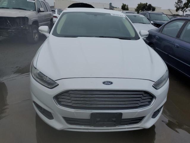 3FA6P0HD9GR218290 Ford FUSION SE