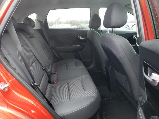 KNDCB3LC3N5499675 KIA NIRO LX