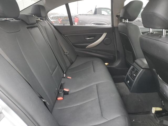 WBA8E5G58JNV03411 BMW 320 XI