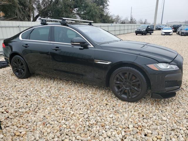 SAJBJ4BV1GCY23570 Jaguar XF PREMIUM
