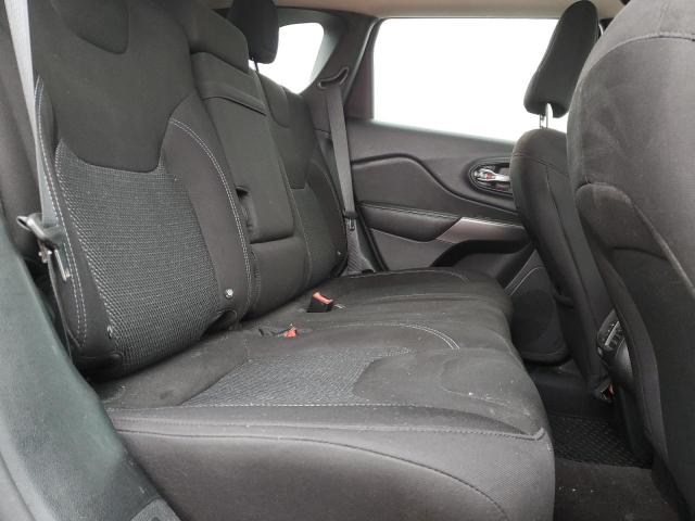 1C4PJLCBXKD147741 Jeep Cherokee Latitude