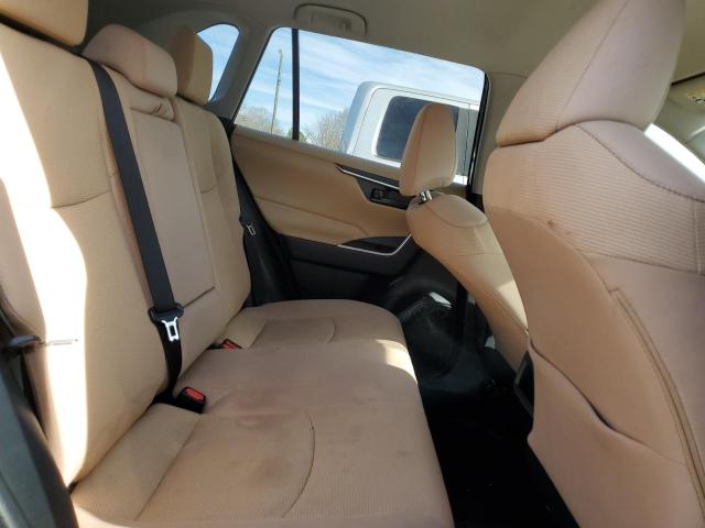 2T3K1RFV5MW131276 Toyota RAV4 LE
