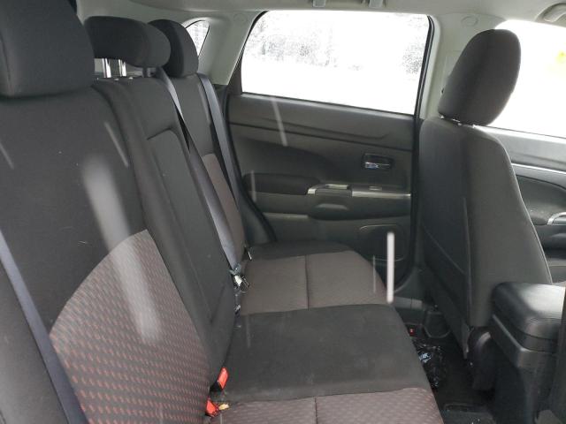 JA4AP3AU1JU024461 Mitsubishi Outlander Sport Es