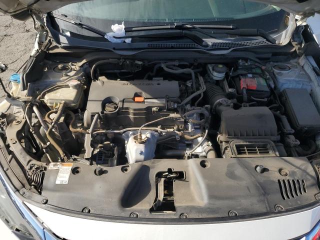 2HGFC2F53JH553157 Honda Civic Lx