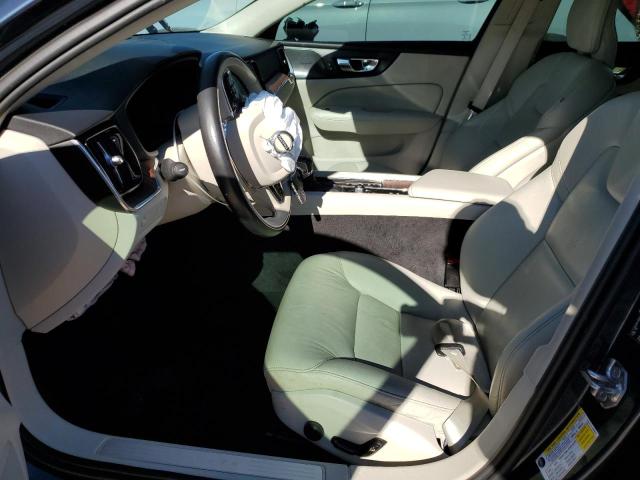 7JR102FK8MG102329 Volvo S60 T5 Momentum