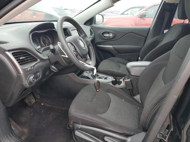 1C4PJLCB8KD266209 Jeep Cherokee Latitude