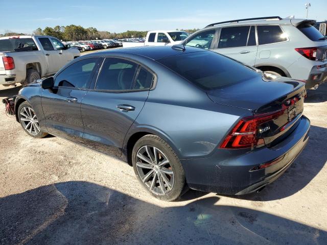7JR102FK8MG102329 Volvo S60 T5 Momentum