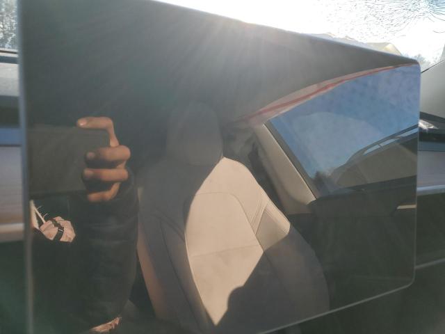 7SAYGDEEXPA117977 Tesla Model Y