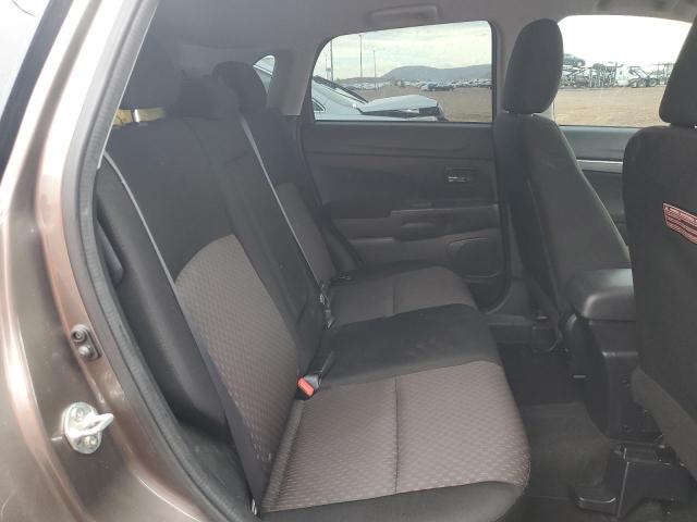 JA4AP3AU6HZ032049 Mitsubishi Outlander Sport Es