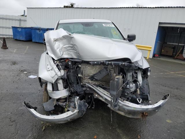 1C6RR7TT9KS575501 RAM 1500 Classic Slt