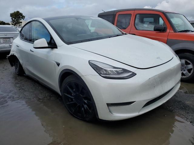 7SAYGDEE1NF495976 Tesla Model Y
