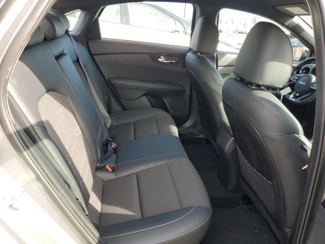 3KPF54AD3PE622677 KIA Forte Gt Line